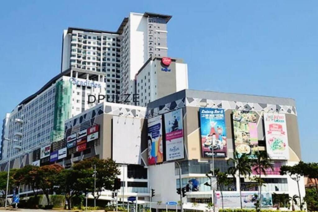 Kenwingston Cyberjaya Free Wifi By Premium Stay Экстерьер фото